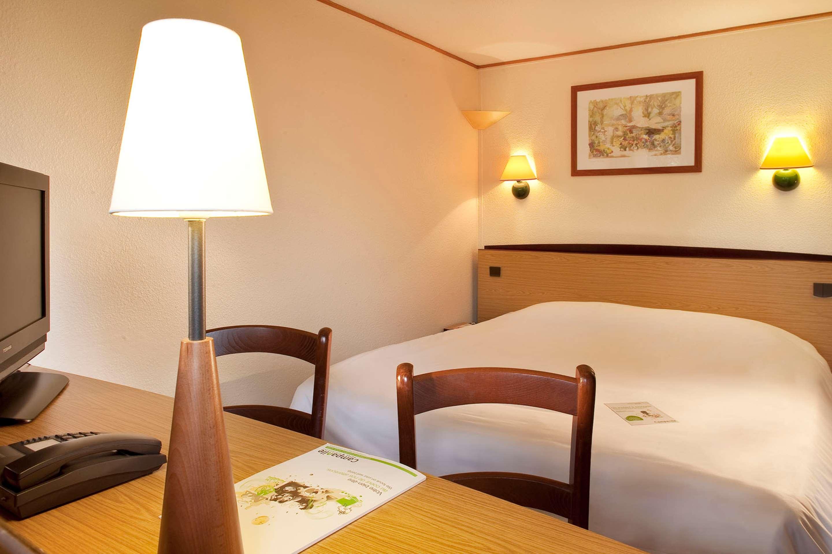 Campanile Grenoble Sud - Seyssins Hotel Phòng bức ảnh
