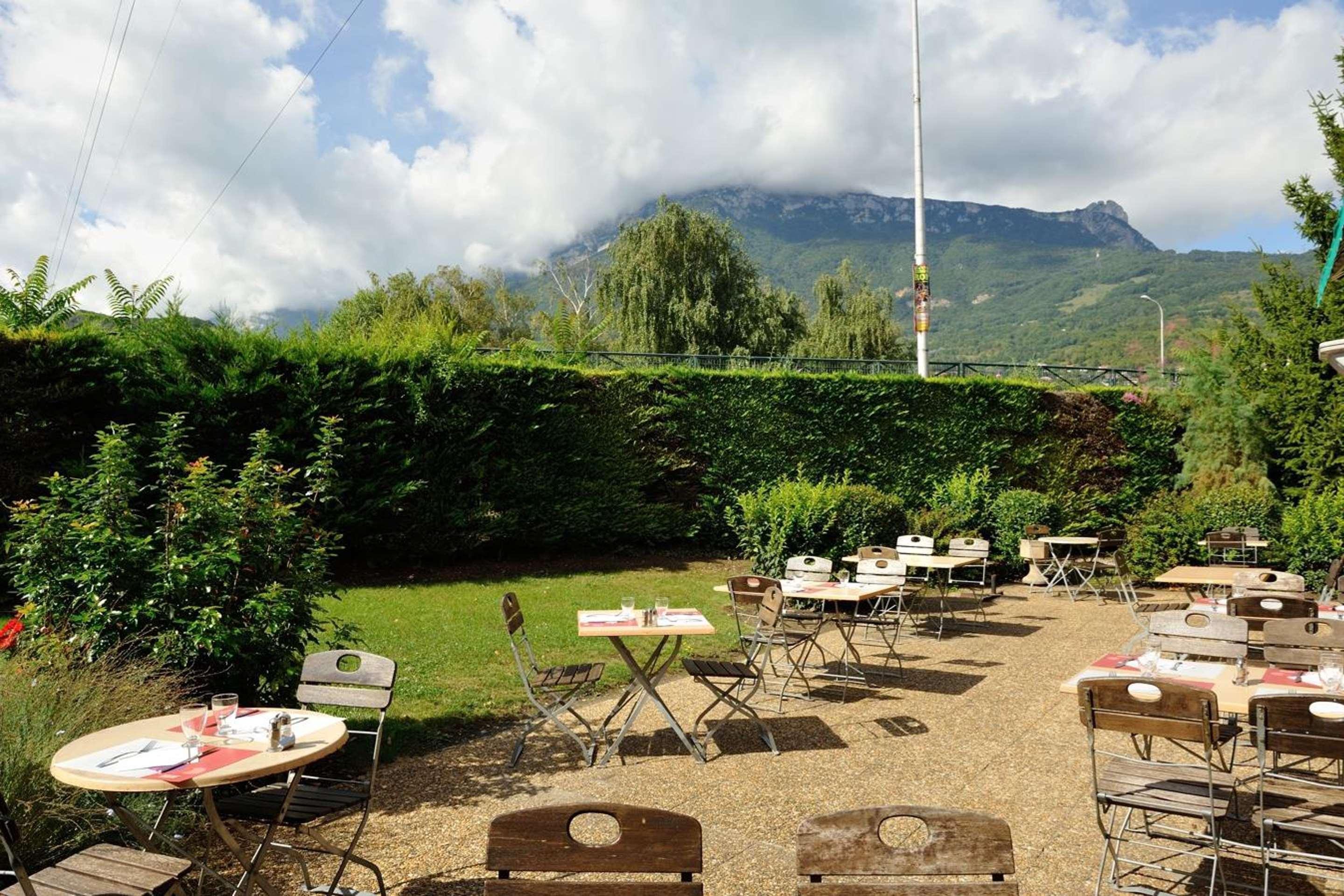 Campanile Grenoble Sud - Seyssins Hotel Ngoại thất bức ảnh