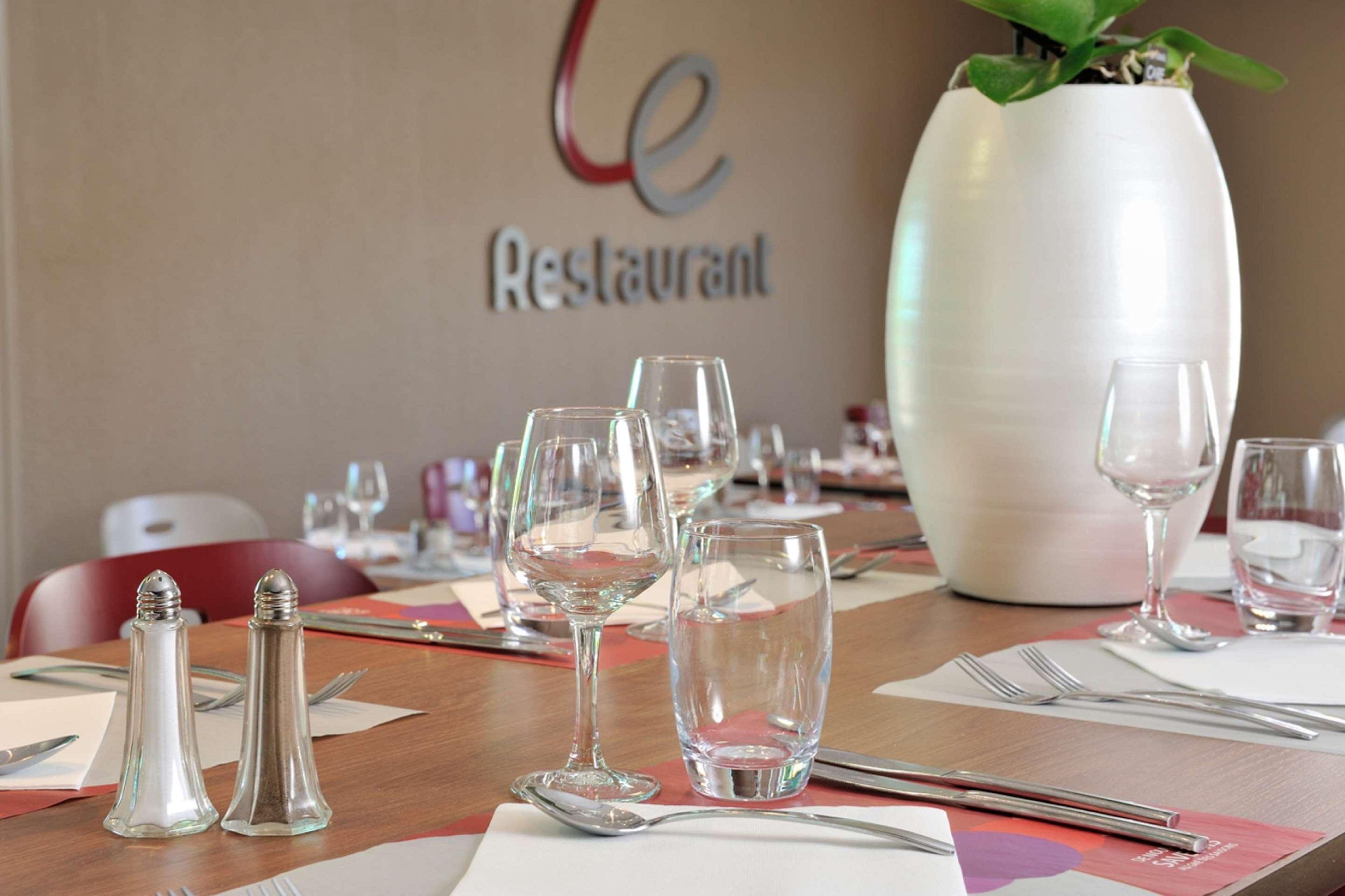 Campanile Grenoble Sud - Seyssins Hotel Ngoại thất bức ảnh